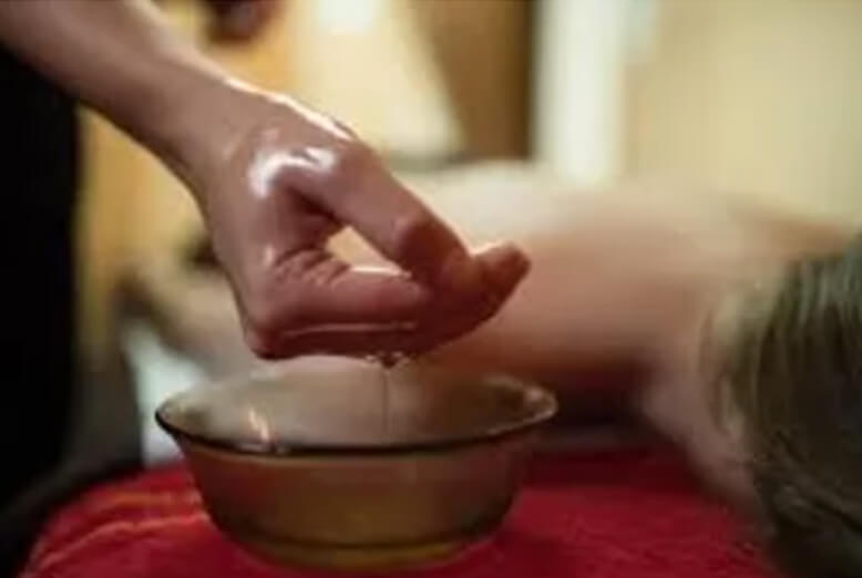 massaggio ayurvedico